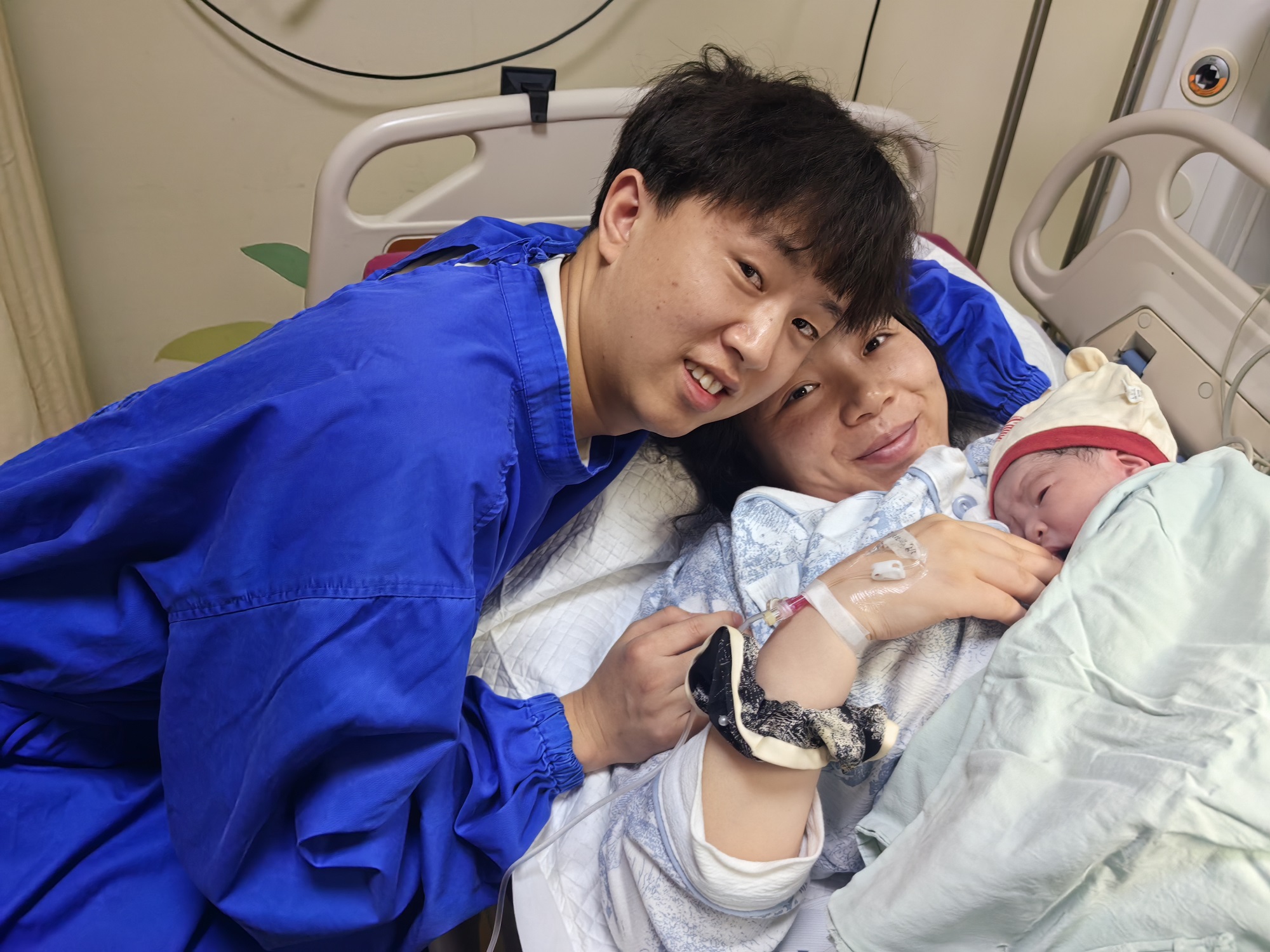 06勁牌員工袁洪亮一家三口 06勁牌員工袁洪亮一家三口